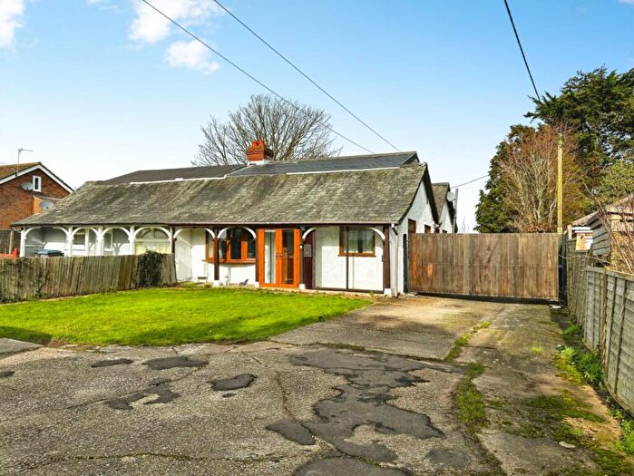 2 Bedroom Semi-Detached Bungalow To Rent In Green Lane, Capel-Le-Ferne, CT18