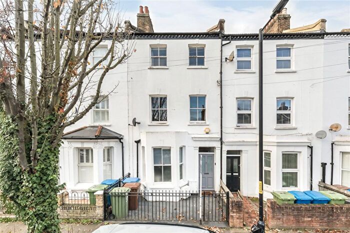 4 Bedroom Terraced House To Rent In Landcroft Road, London, SE22