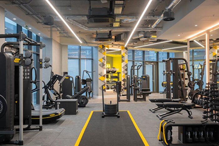 2 Bedroom Flat To Rent In Mallow Walk, London, SE8