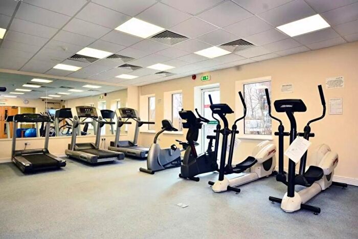 2 Bedroom Flat To Rent In Vicarage Lane, London, E15