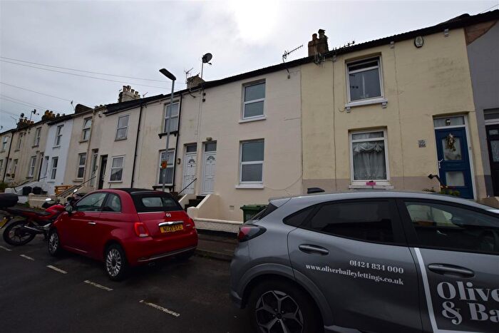 2 Bedroom Terraced House To Rent In Sandown Road, Hastings, TN35