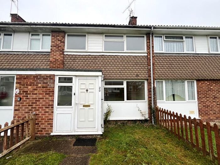 3 Bedroom Property To Rent In Burden Way, Guildford, GU2