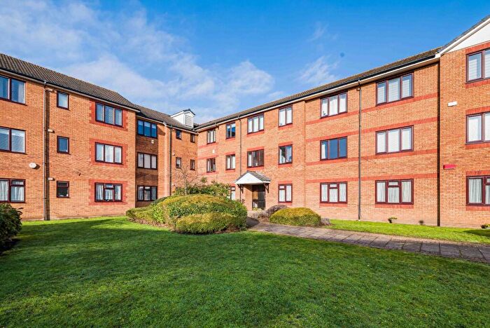 1 Bedroom Apartment For Sale In Pullman Place, Eltham, London, SE9