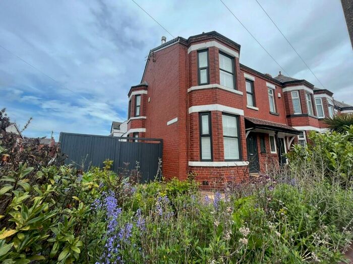 3 Bedroom House To Rent In Cholmondeley Road, Salford, M6