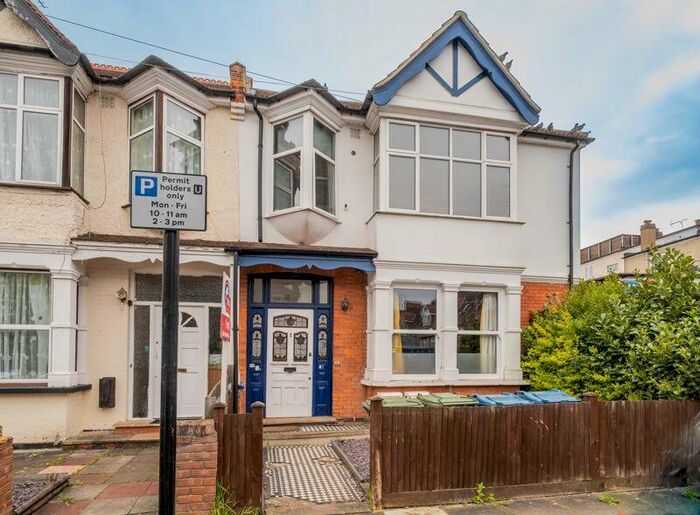 2 Bedroom Maisonette To Rent In Rutland Road, Harrow, HA1