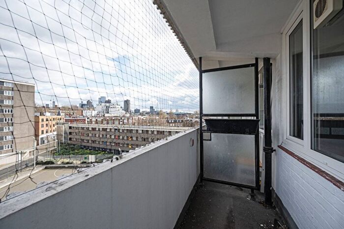 1 Bedroom Flat To Rent In Michael Cliffe House, Finsbury, London, EC1R