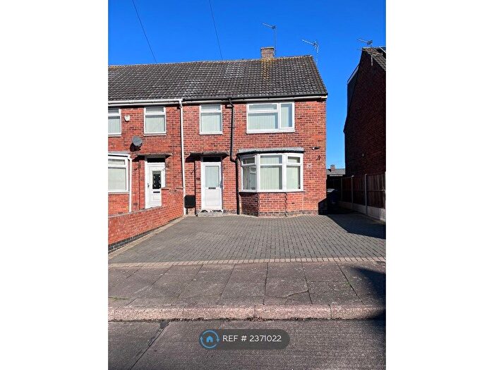 3 Bedroom Semi-Detached House To Rent In Harringworth Road, Leicester, LE5