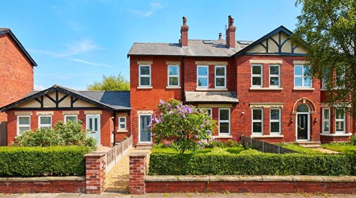 3 Bedroom Town House For Sale In Hartley Road, Birkdale, PR8