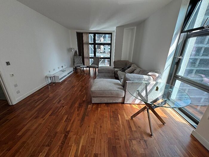 1 Bedroom Flat To Rent In Discovery Dock, West Tower, Canary Wharf, London, London, E14