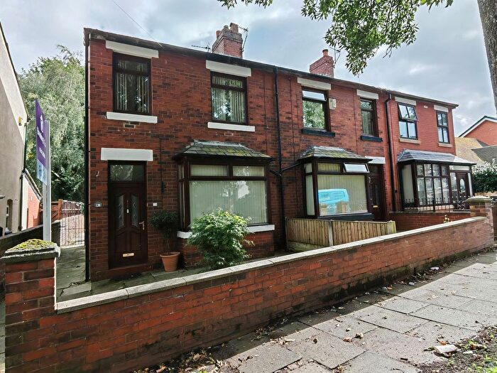 3 Bedroom End Terrace House For Sale In Billinge Road, Wigan, WN5