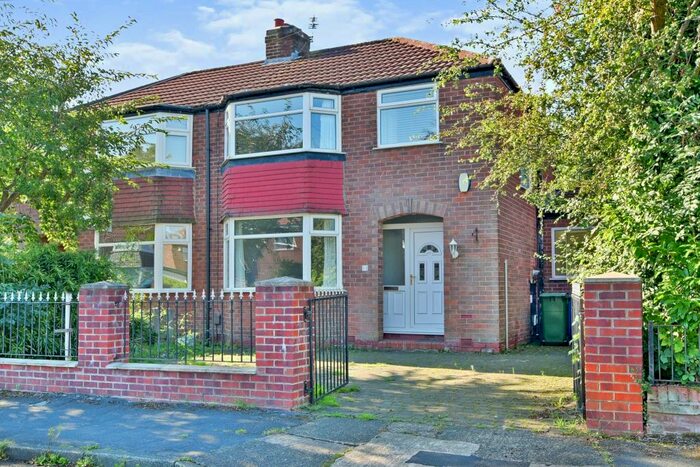 3 Bedroom Semi-Detached House To Rent In Newlyn Drive, Sale, Greater Manchester, M33