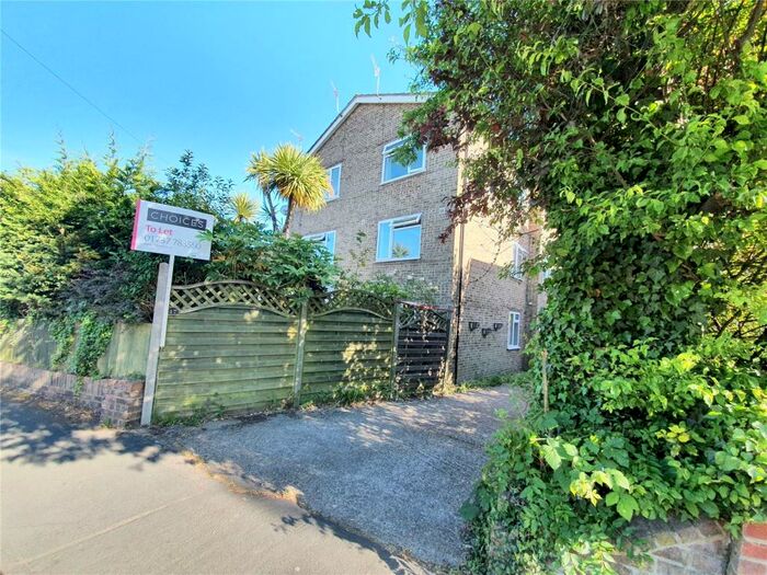 2 Bedroom Apartment To Rent In St. Johns Road, Redhill, Surrey, RH1