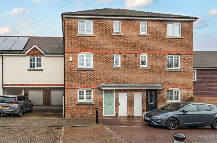 4 Bedroom Terraced House For Sale In The West Hundreds, Fleet, Hampshire, GU51