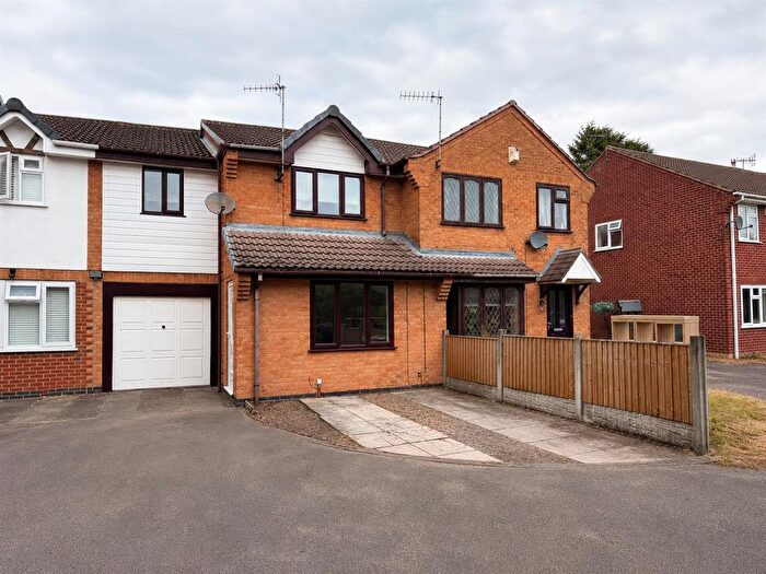 3 Bedroom Terraced House To Rent In Gothic Close, Nottingham, NG6