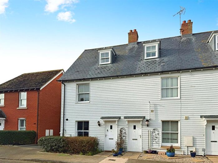 3 Bedroom End Of Terrace House To Rent In All Saints Close, Iwade, Sittingbourne, ME9