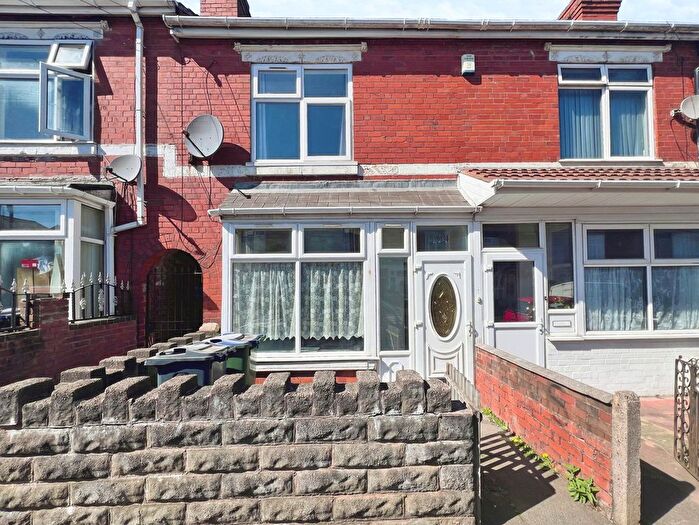 3 Bedroom Terraced House To Rent In St. Albans Road, Smethwick, B67