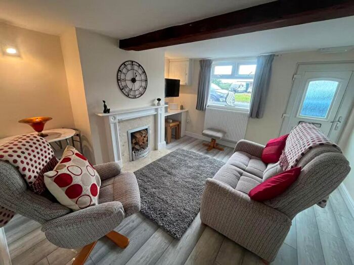 1 Bedroom Semi-Detached Bungalow To Rent In Betchton Road, Malkins Bank, Sandbach, CW11