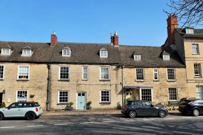 4 Bedroom House To Rent In Oxford Street, Woodstock, OX20