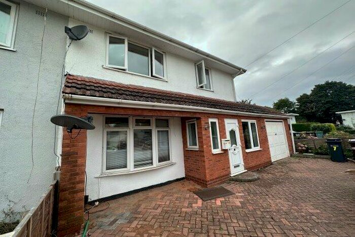 3 Bedroom Property To Rent In Elmdon Close, Solihull, B92