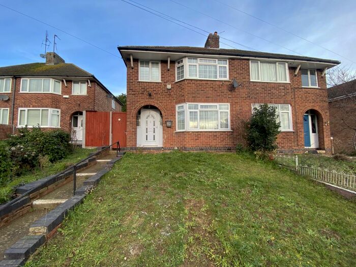 3 Bedroom Semi-Detached House To Rent In Rothwell Road, Kettering, NN16