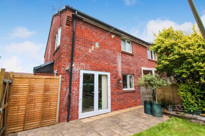 1 Bedroom Terraced House To Rent In Stonebridge, Clevedon, Avon, BS21