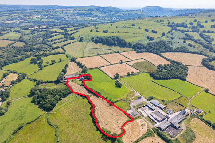 5 Bedroom Smallholding For Sale In Gwerna Hall Farm Lot, Pandy Lane, Maesycwmmer, Hengoed, CF82