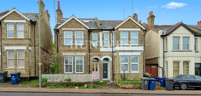 4 Bedroom Property To Rent In Totteridge Lane, London, N20