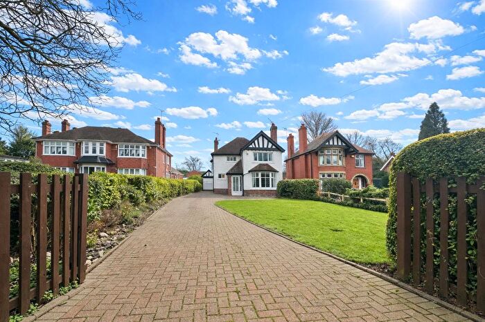 4 Bedroom Detached House For Sale In Crewe Road, Wistaston, Cheshire, CW2