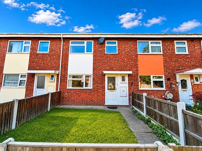 3 Bedroom Terraced House For Sale In Deborah Road, Gorleston, NR31