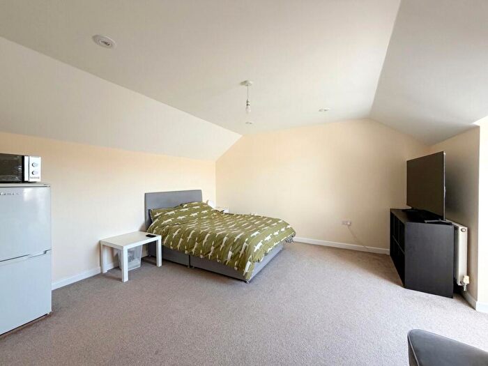 1 Bedroom House Of Multiple Occupation To Rent In New Road, Stoke Gifford, BS34