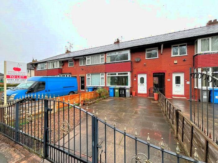 3 Bedroom Terraced House To Rent In Broadway, Manchester, M41