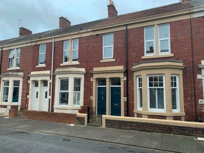 2 Bedroom Flat To Rent In Donkin Terrace, North Shields, NE30