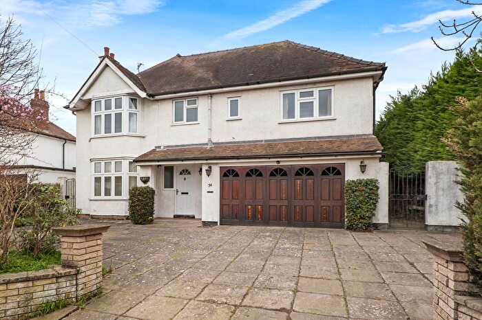 5 Bedroom Detached House For Sale In Bromwich Road, St. John's, Worcester., WR2