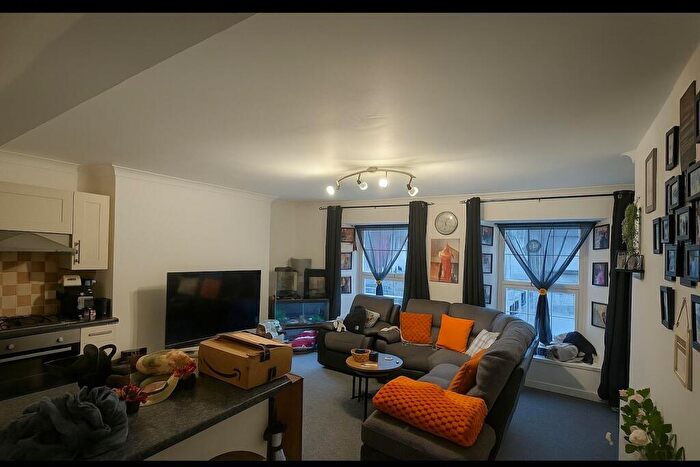 1 Bedroom Apartment To Rent In Duke Street, PL1
