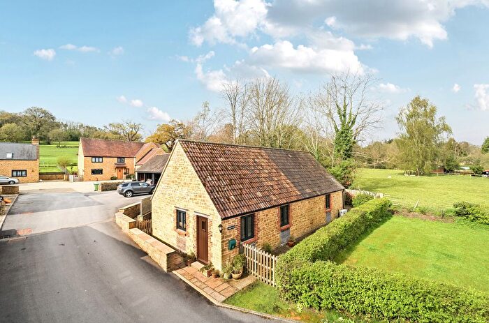 2 Bedroom Bungalow For Sale In Townsend Mead, East Coker, Yeovil, Somerset, BA22