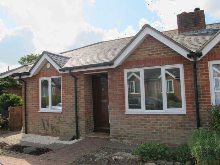 2 Bedroom Bungalow To Rent In Cluny Street, Lewes, BN7