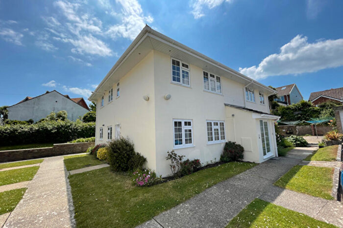 2 Bedroom Flat For Sale In Northbrook Road, Swanage, BH19