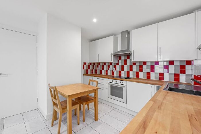 1 Bedroom Flat For Sale In Fairfield Road, Bow Quarter, E3