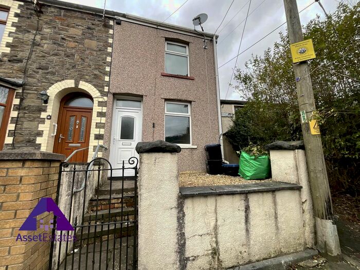 2 Bedroom Terraced House To Rent In Park Place, Abertillery, NP13