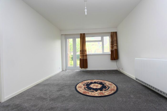 1 Bedroom Flat To Rent In Woodlands Court, Woodlands Road, Harrow, Middx, HA1