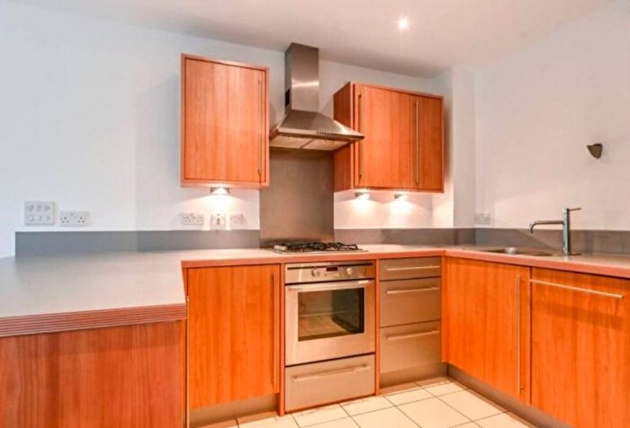 1 Bedroom Flat To Rent In Eden Grove, Garand Court, London, N7