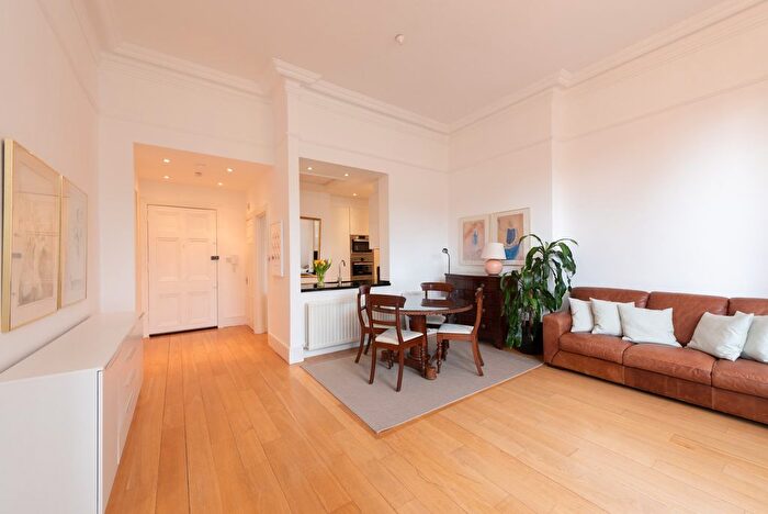 1 Bedroom Flat To Rent In Warrington Crescent, London, W9