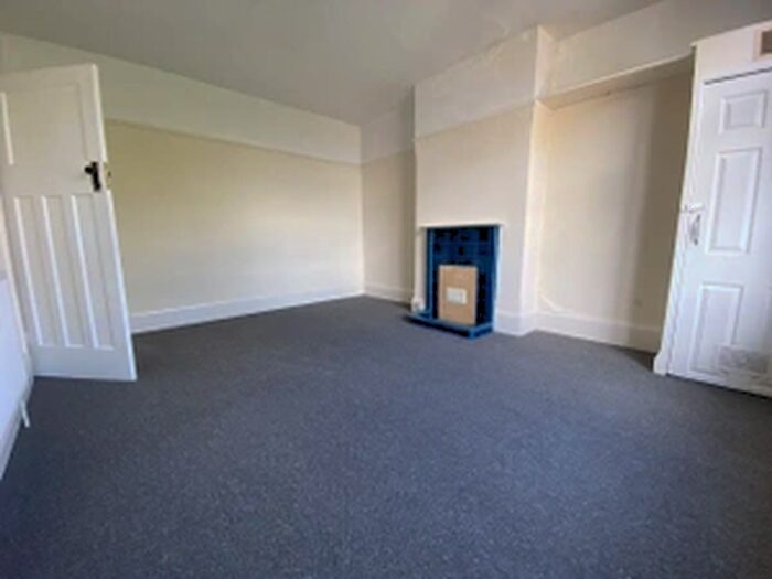 1 Bedroom House To Rent In Fishponds Road, Bristol, BS5