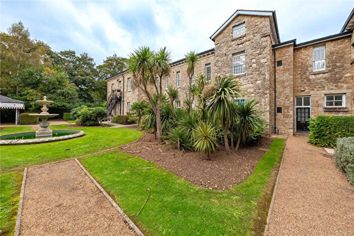 2 Bedroom Flat For Sale In Queens House, Fennel Close, Maidstone, ME16