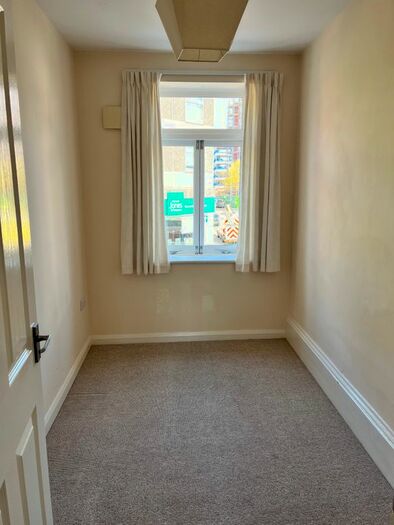 2 Bedroom Flat To Rent In Liverpool Road, Worthing, BN11