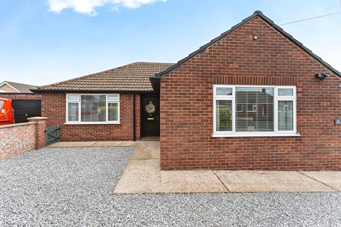 3 Bedroom Detached Bungalow For Sale In Warren Close, Lakenheath, Brandon, IP27