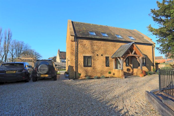 3 Bedroom Detached House For Sale In School Lane, Seavington, Ilminster, TA19