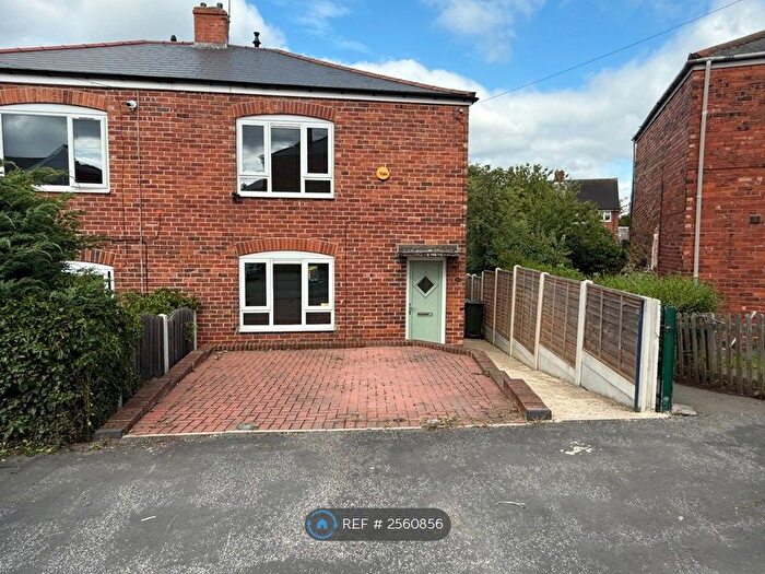 3 Bedroom Semi-Detached House To Rent In Walton Street, Barnsley, S75
