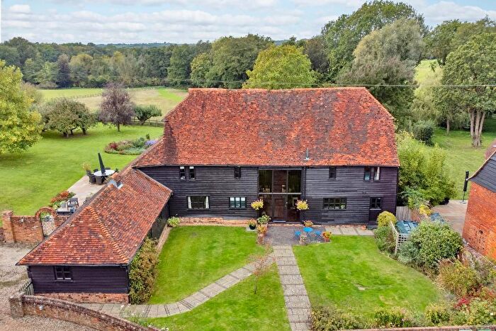 4 Bedroom Barn Conversion For Sale In The Common, Sissinghurst, Kent, TN17