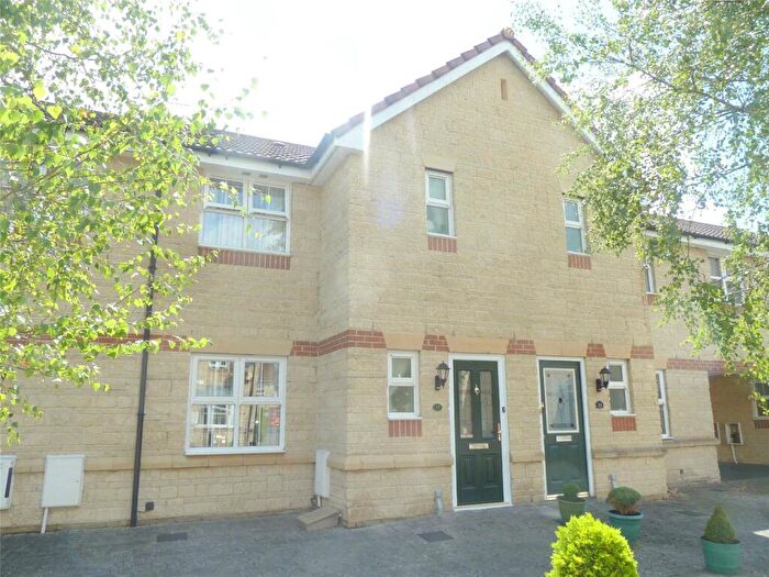 3 Bedroom Terraced House To Rent In St Austell Way, Churchward Park, Swindon, Wiltshire, SN2